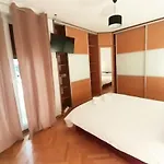 Beautiful Apartment, By Foot Daire Split