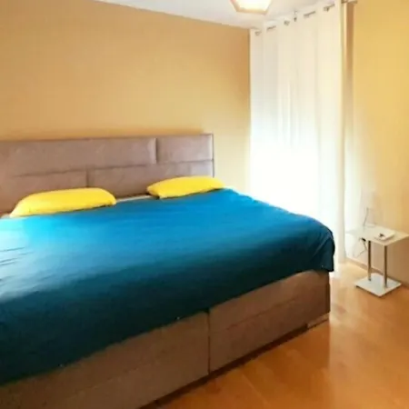 Apartman Beautiful Apartment, By Foot Split