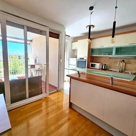 Beautiful Apartment, By Foot Apartman Split