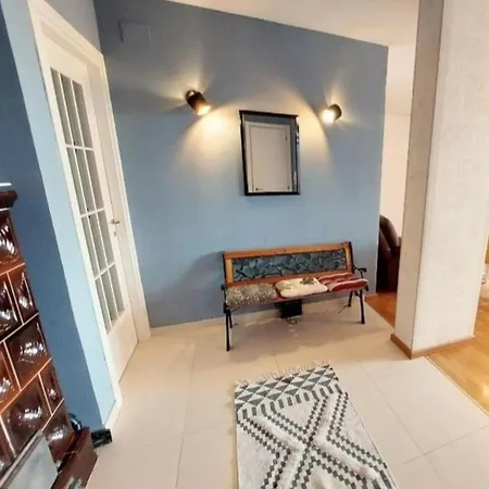 Beautiful Apartment, By Foot Apartman