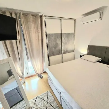 Beautiful Apartment, By Foot Apartman Split