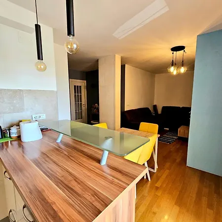 Daire Beautiful Apartment, By Foot *