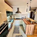 Beautiful Apartment, By Foot * Split