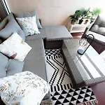 Beautiful Apartment, By Foot Daire