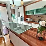 Beautiful Apartment, By Foot Daire *