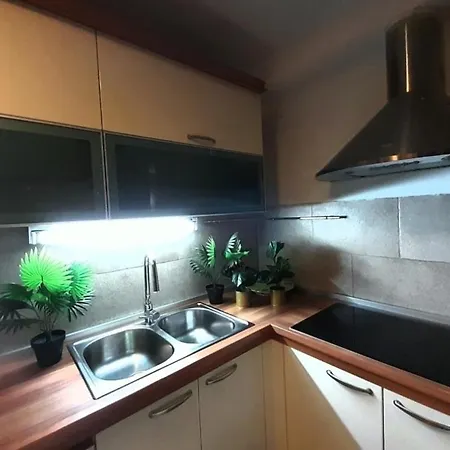 Beautiful Apartment, Close To