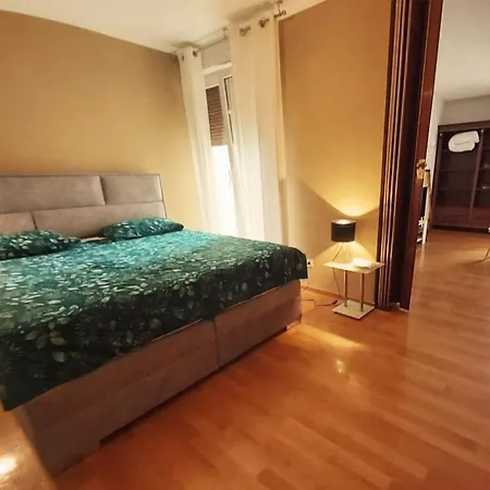 Beautiful Apartment, Close To سبليت