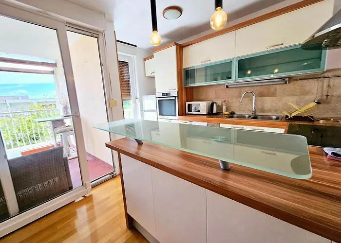 Apartament Beautiful Apartment, By Foot Split