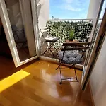Beautiful Apartment, By Foot سبليت